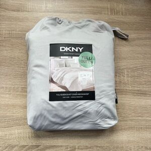 New DKNY Full/Queen Duvet Cover and Sham Set Soft Comfort Light Gray
